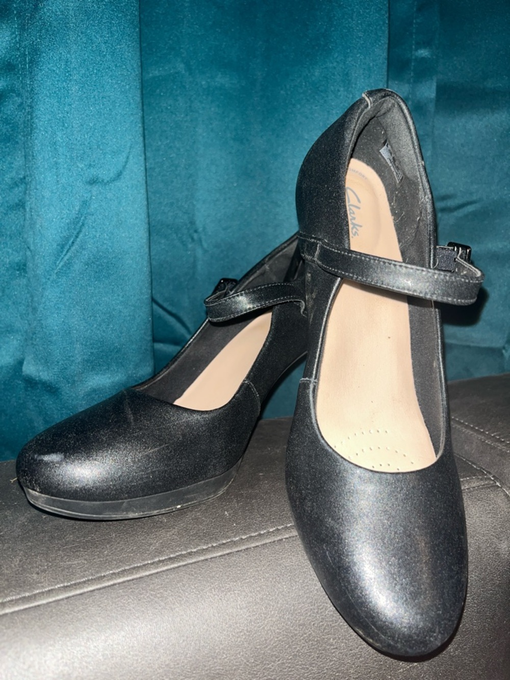 women’s clark’s mary jane heels